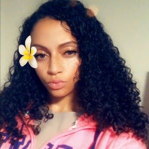 Meet your Posher, Regan